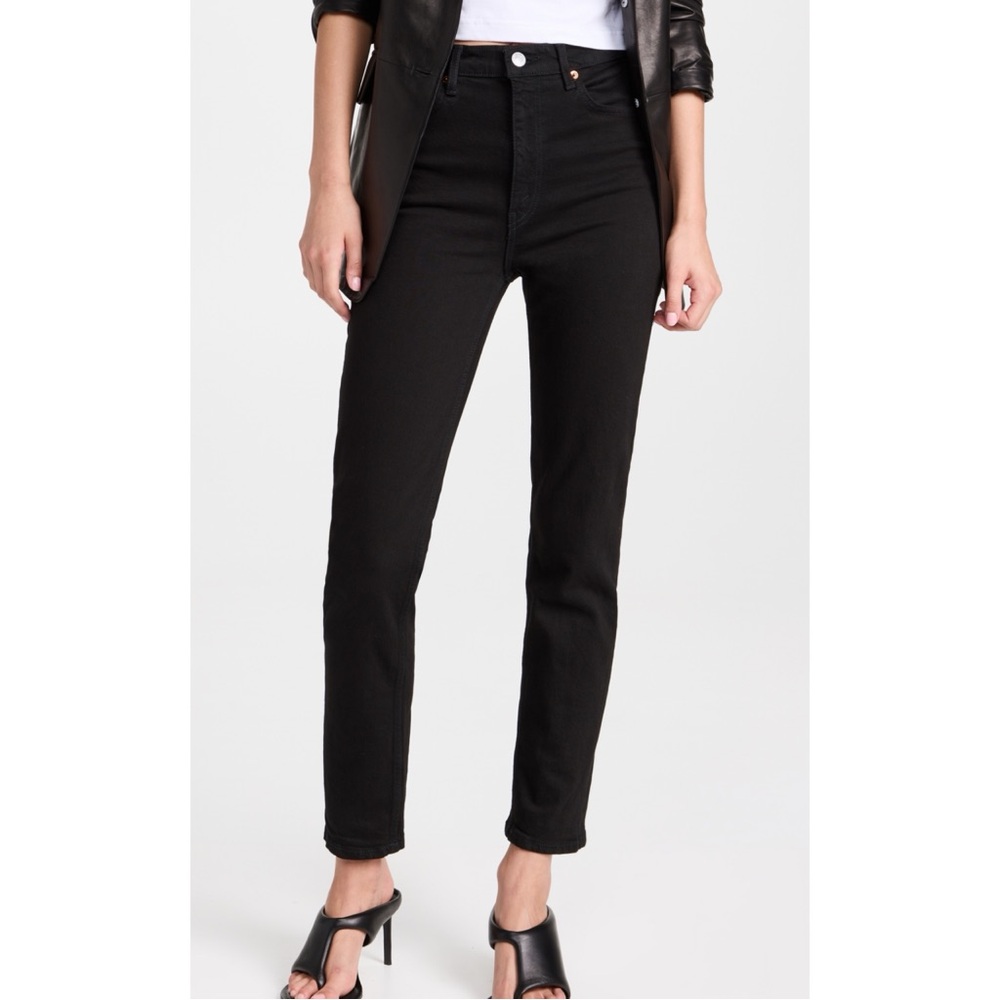 $300 Re/done 70s straight leg comfort stretch jeans 26 essential black jean clas